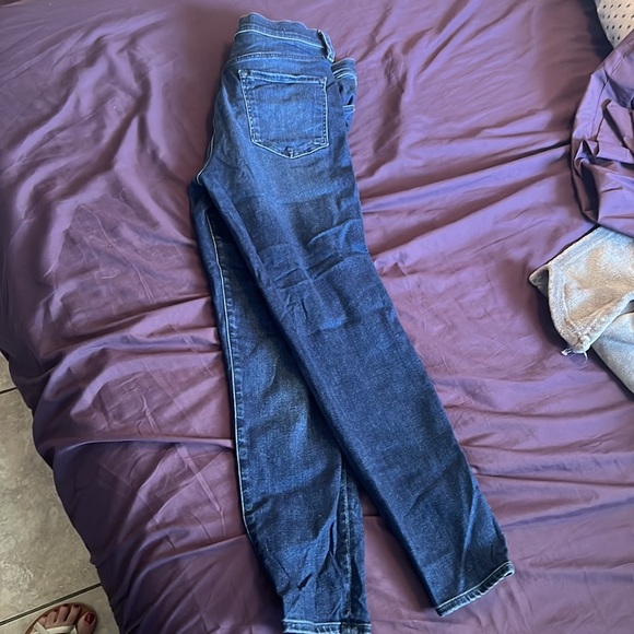 J Brand Alana High Rise Cropped Skinny Jean - Picture 5 of 5